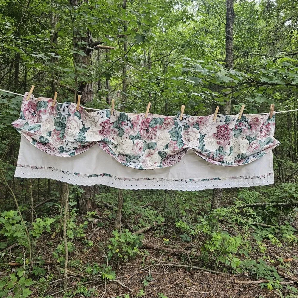Vintage Cottagecore Pink Rose Floral Curtain Valance | Eyelet Lace | 100% Cotton